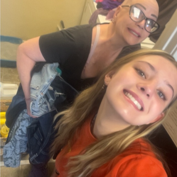 Meet your Posher, Venus Mama - Picture 2 of 8